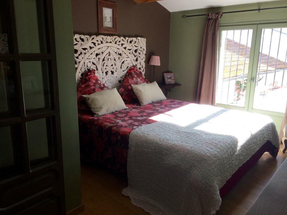 Terre De Boheme Hotel Vestric-et-Candiac Eksteriør billede